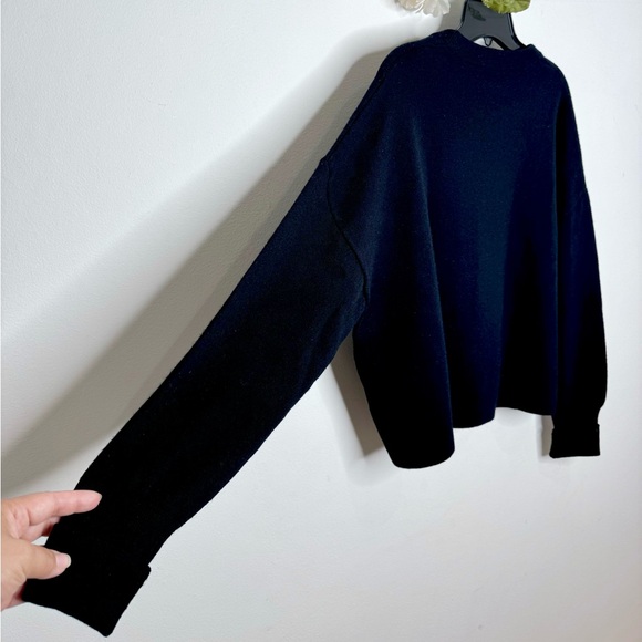 Love Moschino ‘Pullover Moschino’ Wool/Cashmere Knit Sweater - Picture 7 of 11